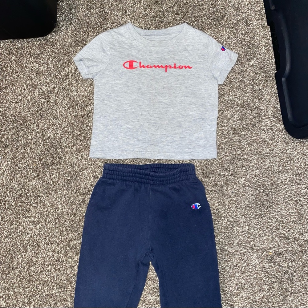 toddler champion outfit size 18-24M